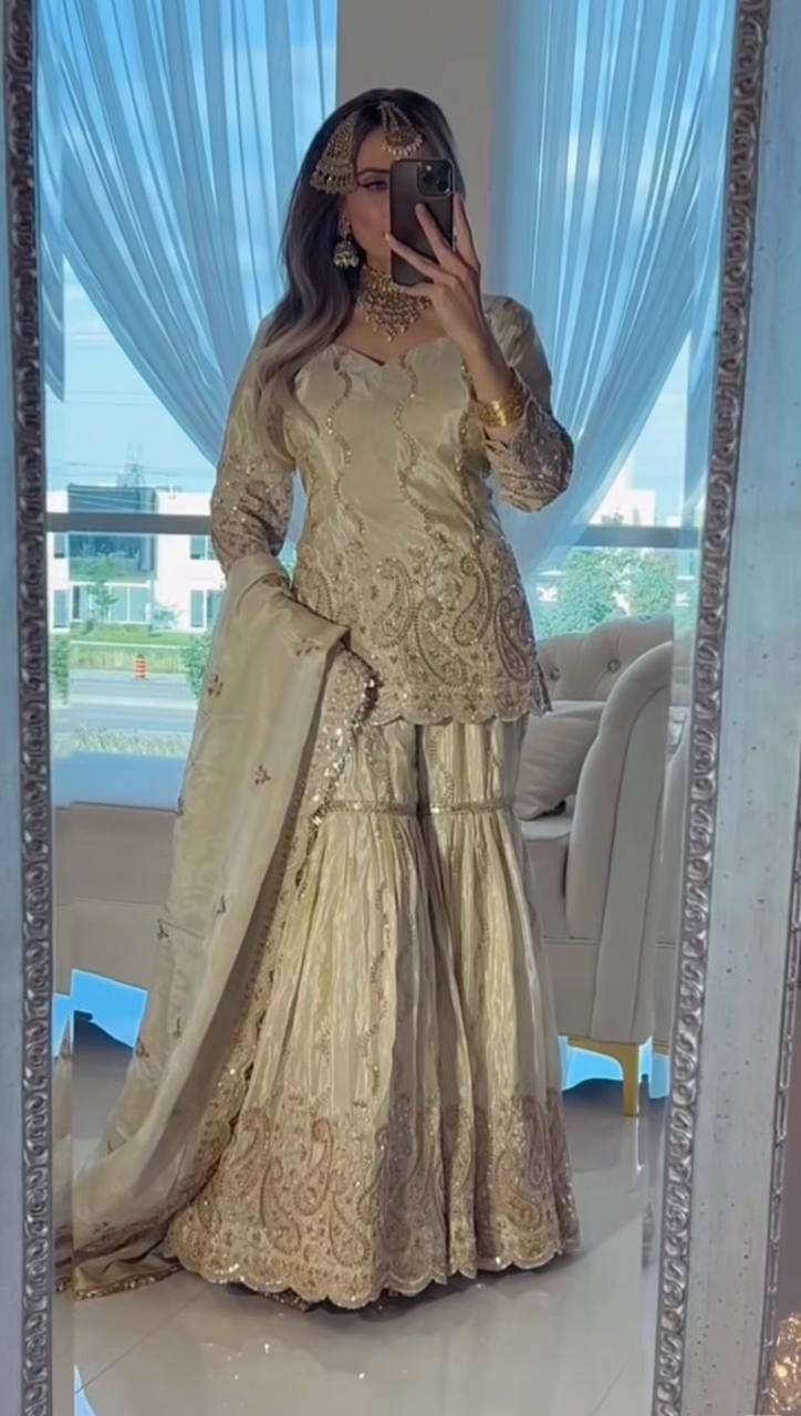 Luxe Ivory Gilded Kurta Ensemble